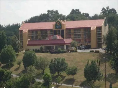 Extended Stay America Suites - Bristol Hotels near Lily's TV Items