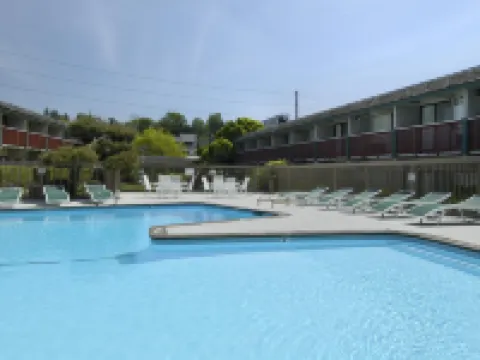 Red Lion Hotel Bellevue Hotels in Bellevue