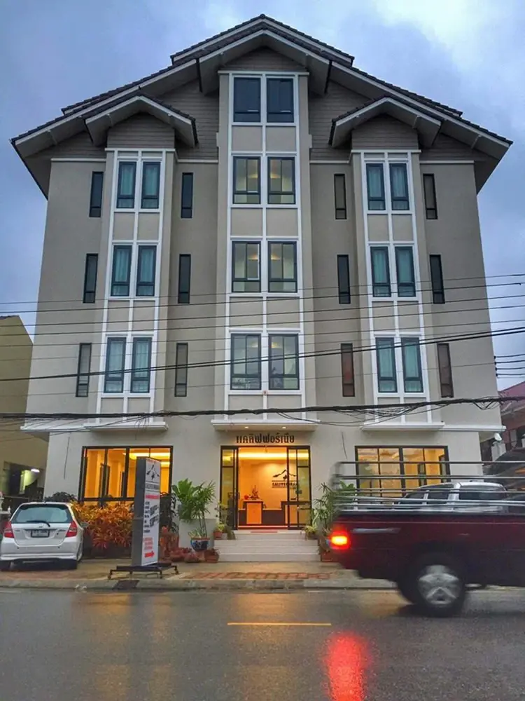 รูปภาพของCalivefornia Hotel