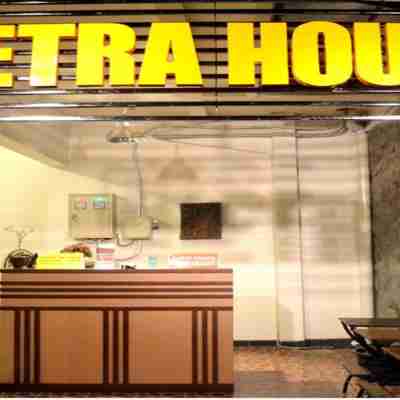 Setra House Guesthouse Hotel Exterior