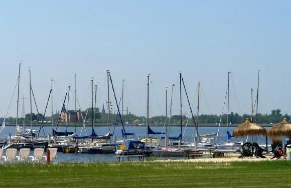 格魯奈靈德潘森酒店