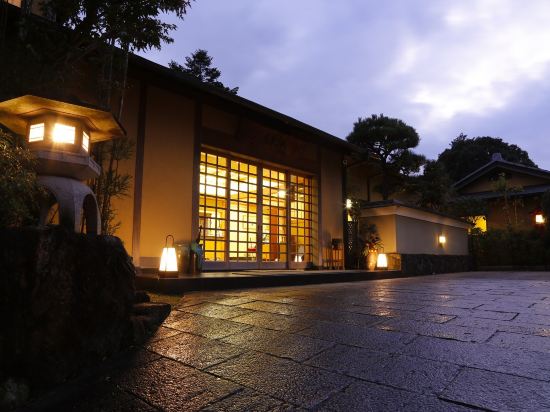 奈良の春日大社本殿 バス停周辺ホテル 21おすすめ宿 Trip Com 奈良の春日大社本殿 バス停周辺ホテル 21おすすめ宿 Trip Com