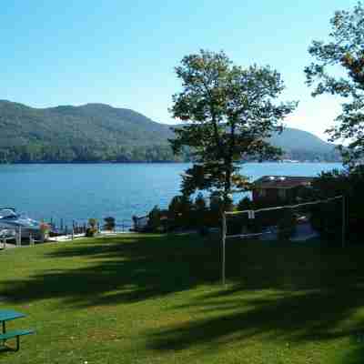 Lakefront Terrace Resort Hotel Exterior