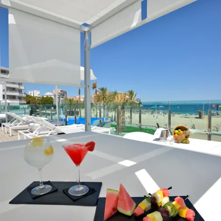Innside by Meliá Wave Calviá