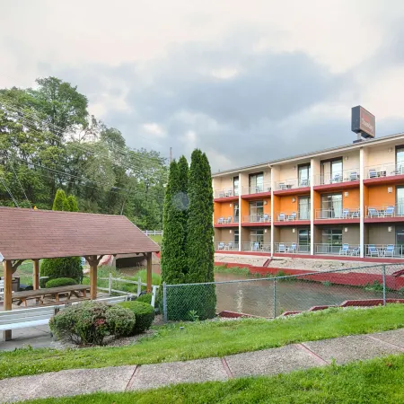 Hawthorn Extended Stay by Wyndham Chambersburg