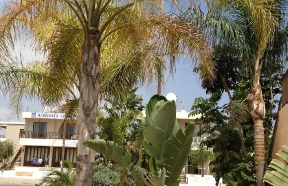 康斯坦塔拉公寓式酒店