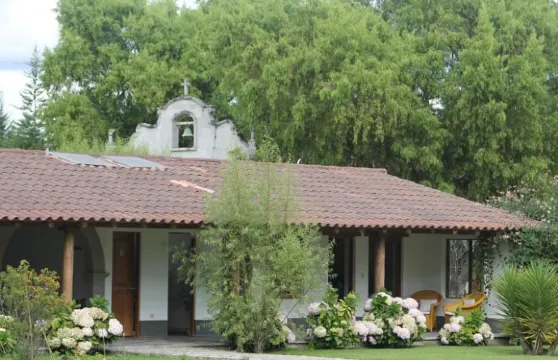 恩塞納達酒店와 酒店協會的安第納家