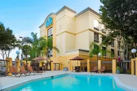 La Quinta Inn & Suites by Wyndham Tampa North I-75 Hotels in Wesley Chapel