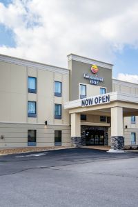 best hotels in colonial heights va
