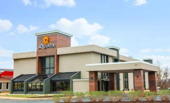 La Quinta Inn & Suites by Wyndham Festus - St. Louis South