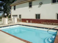 Econo Lodge Inn & Suites Bryant