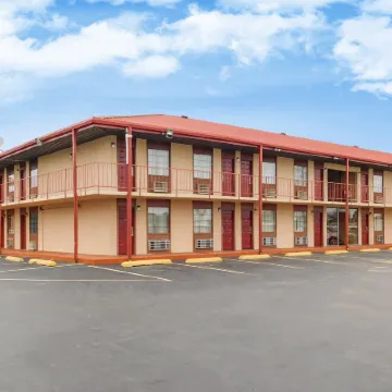 Rodeway Inn Broken Bow-Hochatown