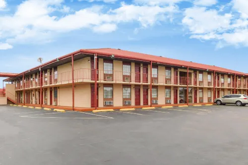 Rodeway Inn Broken Bow-Hochatown