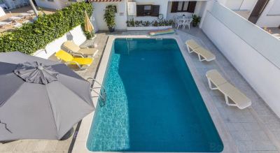 Outdoor Swimming Pool Apartments Salomé Photo