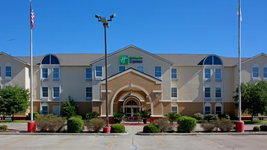 Holiday Inn Express Hotel & Suites Columbus, an IHG Hotel