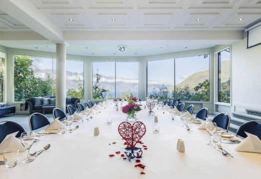 1. 머큐어 퀸스타운..