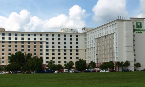 Courtyard by Marriott Across Universal Orlando