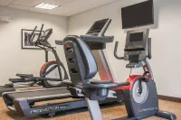 Sleep Inn & Suites Devils Lake - Gym