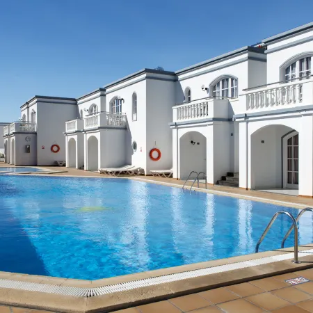Apartamentos Corona Mar