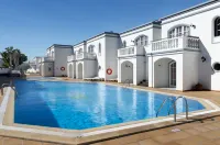 Apartamentos Corona Mar