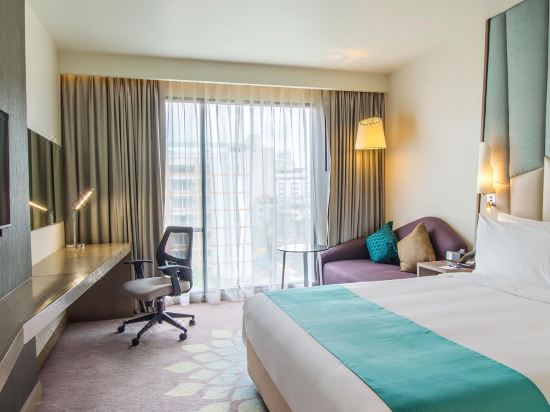 Holiday Inn Express Bangkok Sukhumvit 11 Sha Plus Bangkok Updated 21 Price Reviews Trip Com