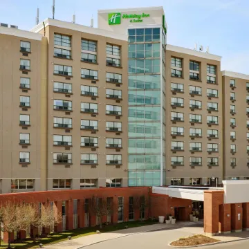 Holiday Inn & Suites London South by IHG Hotels in der Nähe von Budweiser Gardens