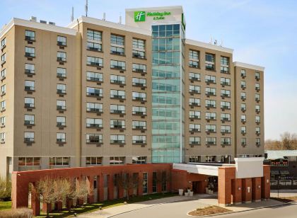 Holiday Inn & Suites London