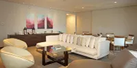 Crowne Plaza Panama Airport Hotel di Rufina Alfaro