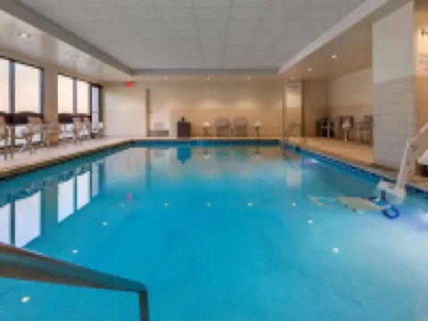 Holiday Inn Express & Suites CINCINNATI RIVERFRONT by IHG Hotels in Covington