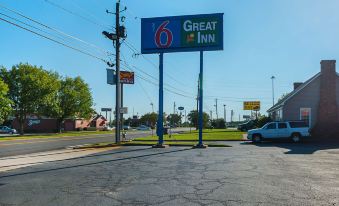 Motel 6 Perry, GA