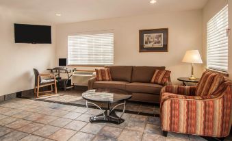 Econo Lodge Corvallis Near University