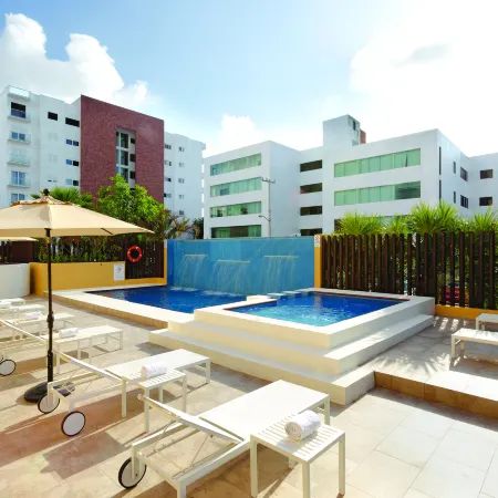Wyndham Garden Cancun Downtown