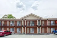 Meramie Motor Inn Hotels near Sunglass Hut Myer Albury
