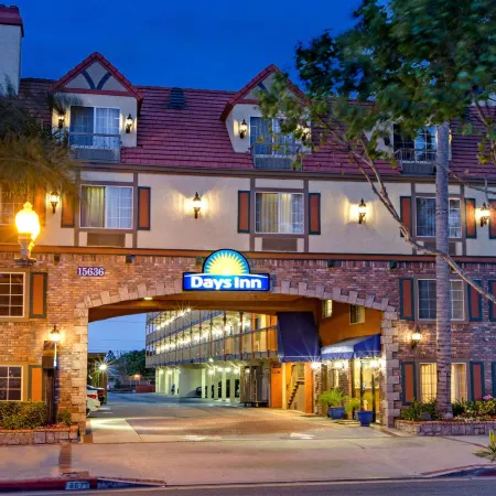 Days Inn by Wyndham Los Angeles LAX/ Redondo&ManhattanBeach