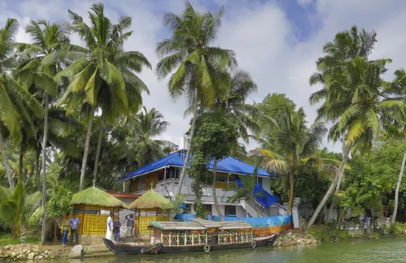 門羅夢想宮殿旅館