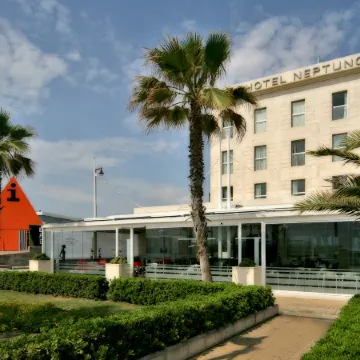 Hotel Neptuno Playa & Spa Отели в г. Валенсия