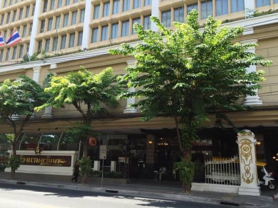 The Tawana Bangkok Room Reviews Photos Bangkok 21 Deals Price Trip Com The Tawana Bangkok Room Reviews Photos Bangkok 21 Deals Price Trip Com