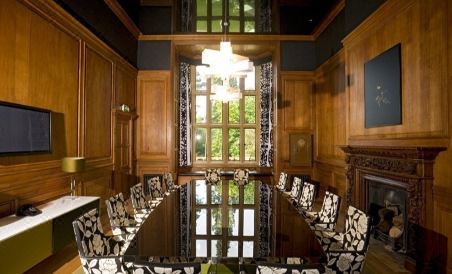 Eynsham Hall - Housity