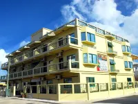 Caye Caulker Plaza Hotel
