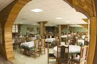 Islazul Sierra Maestra Hotels near Parque
