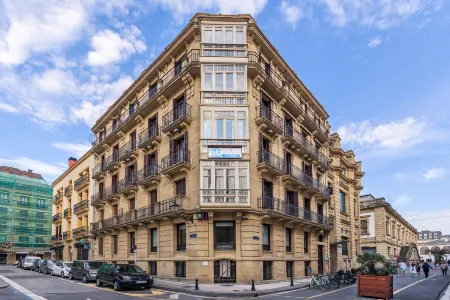 Pensión Ab Domini Отели рядом со станцией Bilbao Donostia-San Sebastián