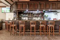 The Ship Inn Hotel - bar