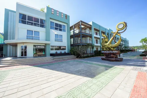 Phi Phi Harbour View Hotel