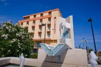 Hotel Florence فنادق في San Costanzo