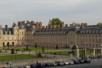 Hôtel de Londres Hotels in Nemours