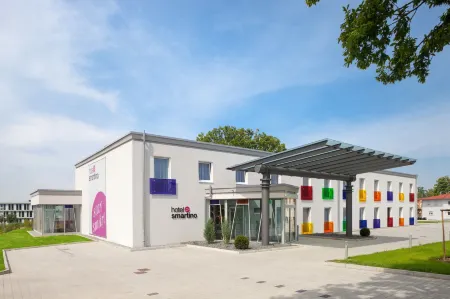 Hotel Smartino Отели рядом с достопримечательностью «Hallisch-Frankisches Museum»