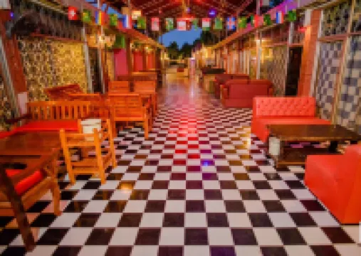 โรงแรมไดแอน