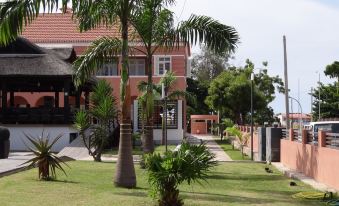 Casa Rosa Residence - Housity