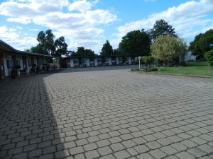 Orana Windmill Motel