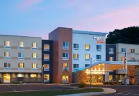 Fairfield Inn & Suites Springfield Northampton/Amherst Hotels in Easthampton